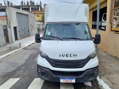 Iveco Daily 35160 2023 Com Baú Alumínio Completa 44 Mil Km
