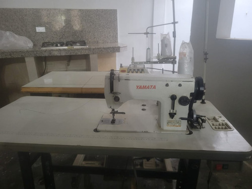 Maquina De Coser Semi Industrial Marca Yamata