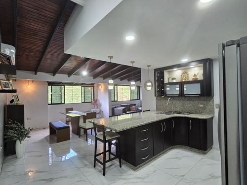 Hermoso Penthouse En Colinas De La Tahona