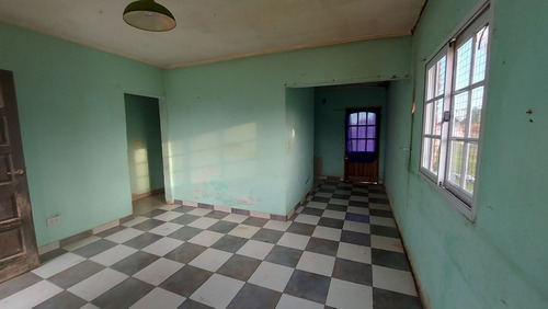 Casa En Venta En Carmen De Areco