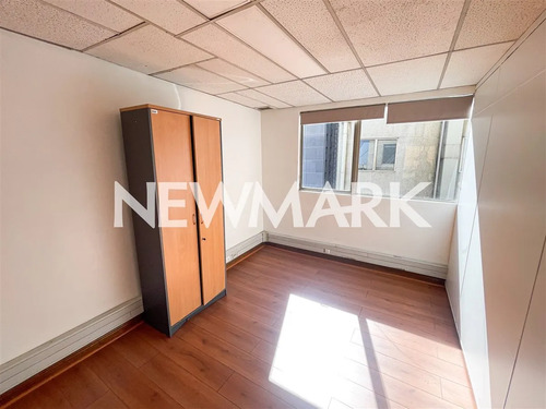 Oficina En Arriendo En Santiago