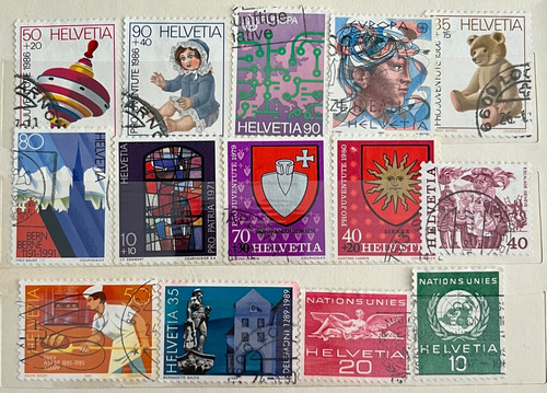 Suiza - Lote De 14 Sellos - Temas Diferentes P752