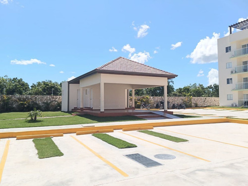 Alquiler En Veron - Punta Cana, Apartamento 2 Hab. + 2 Baños