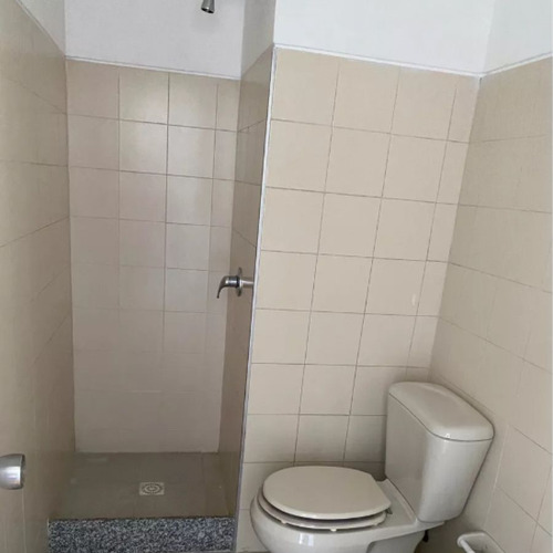 Imagen 8 de 10 de Moderna Oficina En Torre De Los Profesionales. Alquiler. Centro