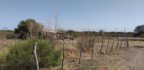 Campo Con 3 Viviendas Mas Pileta