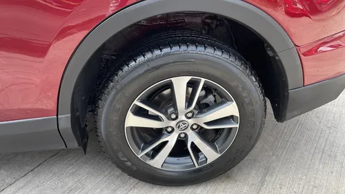 Toyota RAV4 2.5 Le At
