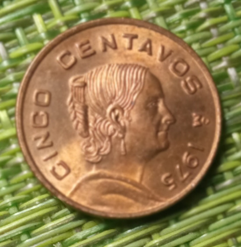 Moneda 5 Centavos 1975 Josefa Chica Sin Circular Con Brillo.