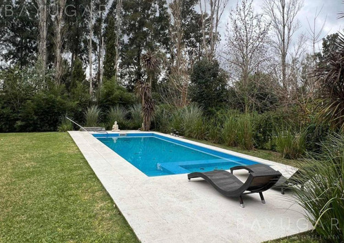 Venta Casa - Barrio Privado St. Matthews Village / Pilar