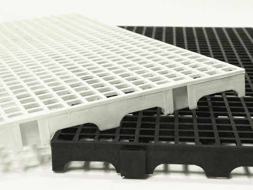 Imagem 3 de 5 de Kit 10 Pç Deck Plástico 2,5x25x50 Estrado Pallet Piso Palete
