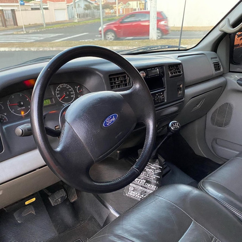 Imagem 8 de 11 de F-250 Xlt 3.9 4x2 Diesel Tb