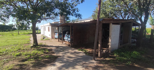 Casa De Campo - Santa Ana - Casa, Galpón Y Departamento
