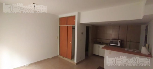 Monoambiente. Pb Interno. C/patio. Juan B Justo Al 5000 - Villa Gral.mitre