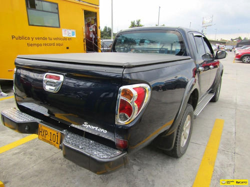Imagen 13 de 14 de Mitsubishi L200 2.5l