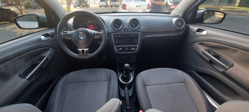 Imagem 8 de 10 de Volkswagen Voyage 1.6 Mi Trendline 8v Flex 4p Manual