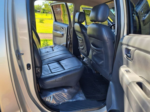 Imagen 6 de 10 de Toyota Hilux 4x4 Aut
