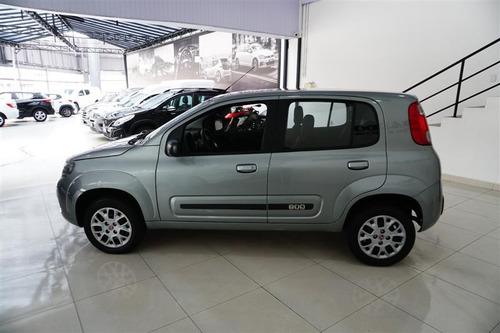 Fiat Uno 1.0 EVO VIVACE 8V FLEX 4P MANUAL