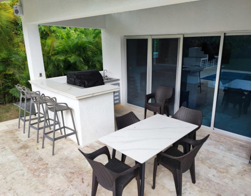Villa En Venta En Playa Nueva Romana