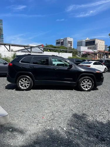 Jeep Cherokee Latitud 2018