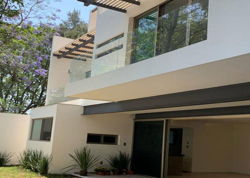 Casa En Venta En Jardines De Delicias, Cuernavaca