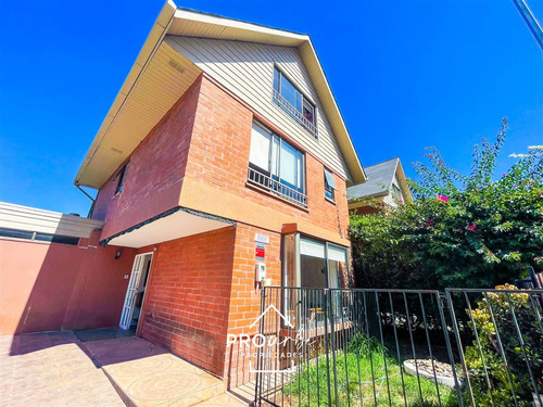 Gran Oportunidad! Casa En Venta De 3 Dorm. En La Florida