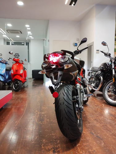 Imagen 12 de 15 de Aprilia Shiver 900 Año 2020
