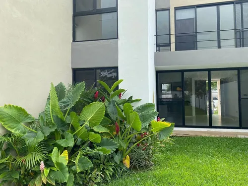 Residencia En Venta, Casa En Merida En La Zona Norte