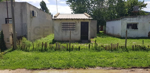 Imagen 5 de 6 de Casa De Un Dormitorio A Terminar En Venta En Sicardi
