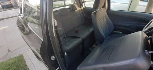 Volkswagen Saveiro 1.6 Gp Cd 101cv Power 2016