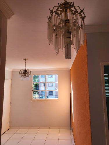 Apartamento Com 03 Quartos, Sala, Cozinha E Banheiro