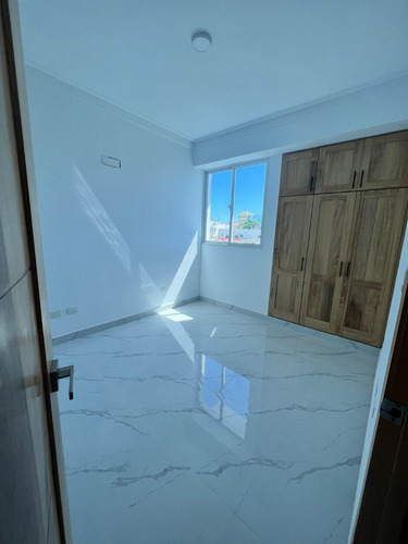 Amplios Aptos Listos Con Excelentes Terminaciones En Vista Hermosa Vive En Zona Residencial Tranquila Y Cómoda!