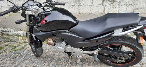 Imagem 2 de 11 de Honda Cb 300r 2010