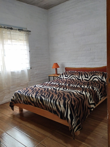 Imagen 4 de 12 de Alquiler De Dos Casas En Punta Del Diablo A 6 Cuadras De La Playa