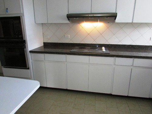 Apartamento En Alquiler Angelica Guzman Mls #20-15220 Ag
