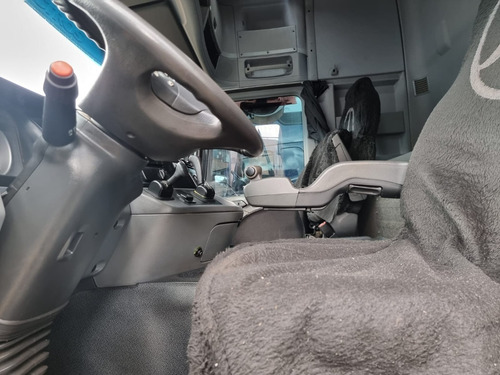 Imagem 9 de 15 de Mercedes-benz Actros 2651 6x4 Ano 2017 /2017 Cavalo Traçado