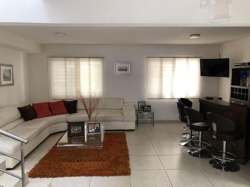 Imagen 9 de 20 de Casa Con Alberca Propia Con Ampliación Y Terreno Excedente En Juriquilla Santa Fe