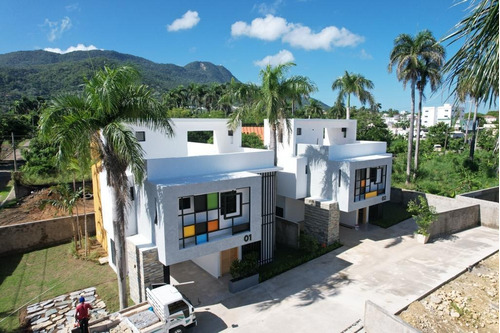 Oportunidad Vendo Casa Nueva Moderna En Puerto Plata Con Terraza Vista Montaña O Mar