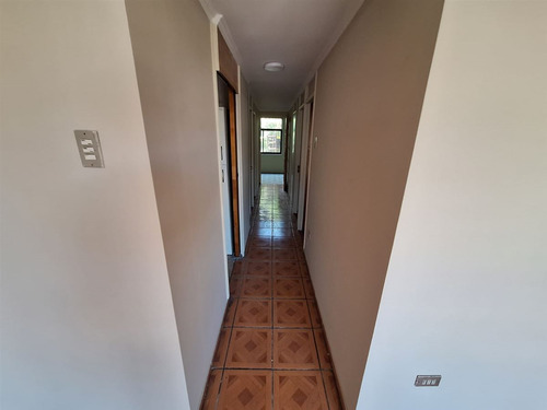 Casa En Venta De 8 Dorm. En Macul