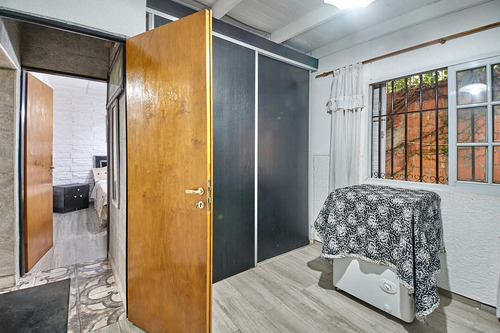 Departamento Ph · En Venta · 5 Ambientes · Luminoso, Con Estilo · En Lomas Del Mirador