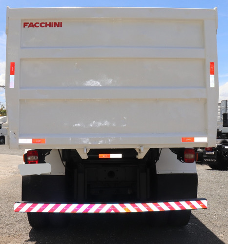 Volkswagen 26.280 - 6x4 Ano 2022 Com Cacamba Facchini 16m3