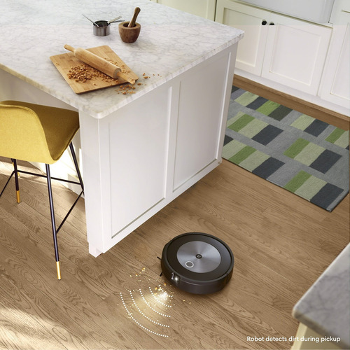Aspiradora robot iRobot Roomba J7+ negra