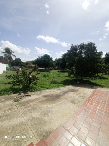 Imagen 1 de 8 de Cde Vende Granja En Cabudare Vía Naranjillos Ideal Para Galpón