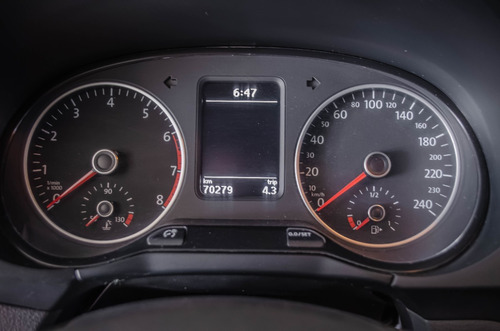 Imagen 11 de 25 de Volkswagen Suran Track 1.6 2018