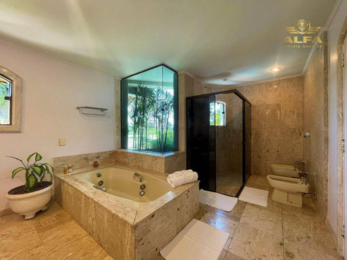 Imagem 24 de 30 de Residência A Venda Na Praia, 8 Dormitórios Sendo 6 Suítes, Piscina, Churrasqueira, 982 Metros De Terreno, 695 M² De Área Construída . - Ca0136