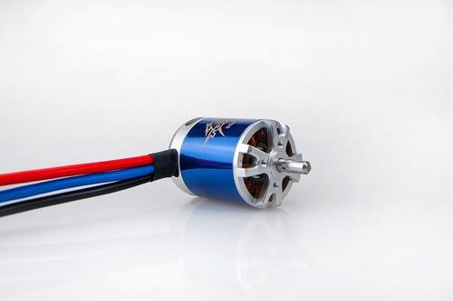 Imagen 8 de 10 de Motor Brushless Outrunner Tomcat G25 3527-1140kv-4t Dynam