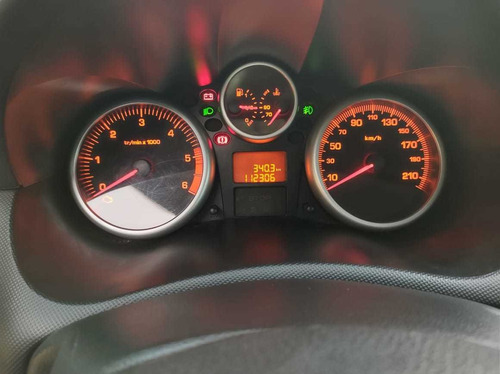 Peugeot 207 1.9 Sedan Xrd 2010