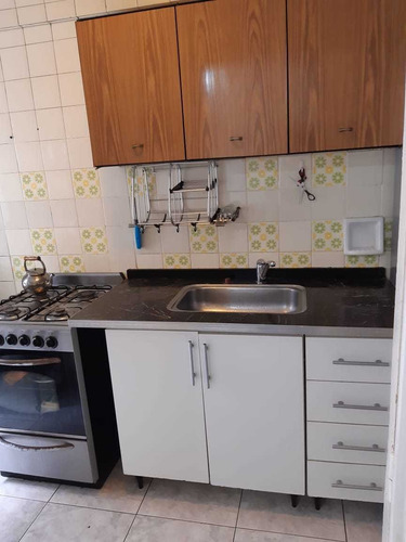 Imagen 7 de 14 de Departamento Dos Ambientes Con Balcón En Once En Venta