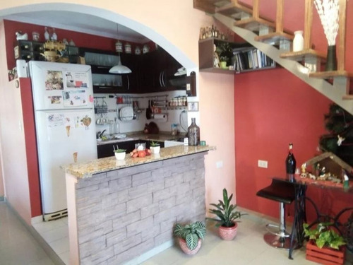 Imagen 6 de 14 de Casa De 5 Ambientes En Venta - Moron Sur
