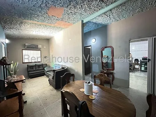 Casa En Venta En El Limon Zp
