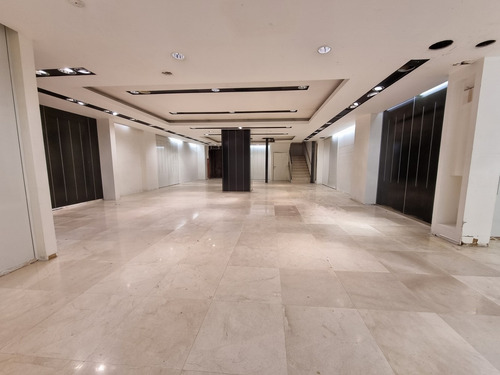 Imagen 2 de 14 de Local Comercial En Zona Rosa De 506 Mtrs En 2 Plantas