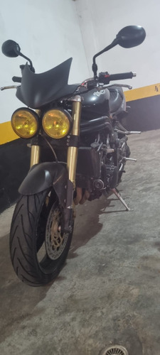 Triumph Speed Triple 1050 - Ano 2006 - Personalizada!